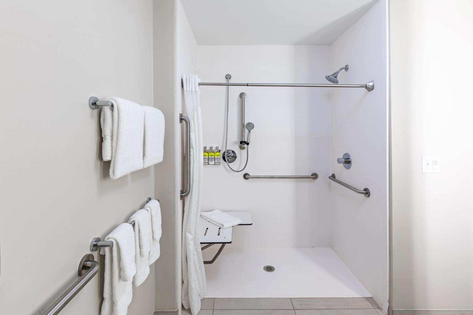 Holiday Inn Express & Suites Purcell By Ihg Esterno foto