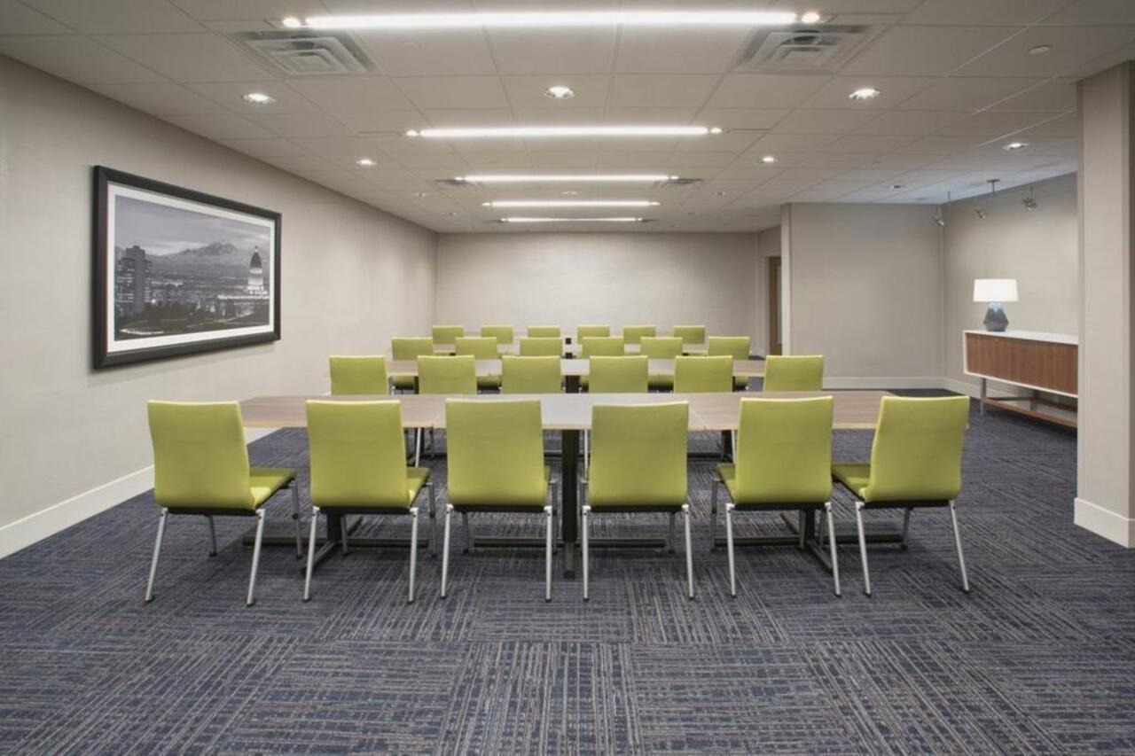 Holiday Inn Express & Suites Purcell By Ihg Esterno foto